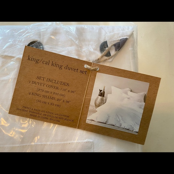 SOLD! Brand New King Cotton Duvet Set - Picture 3 of 3